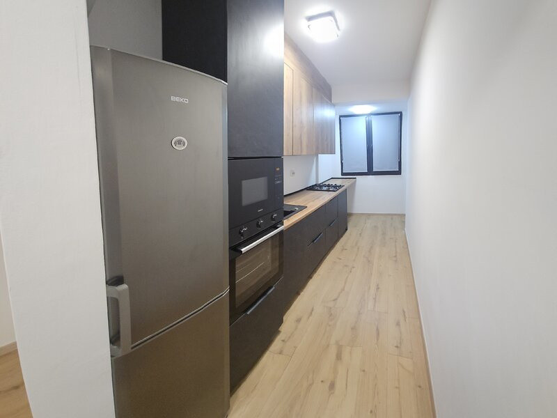 Apartament 2 camere-metrou Timpuri Noi