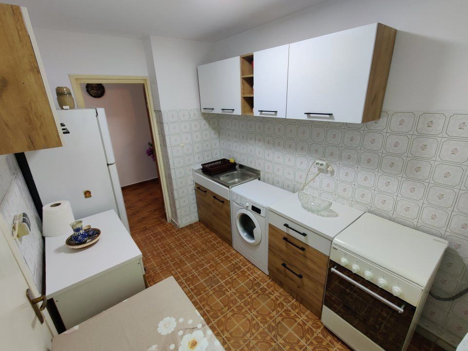 Apartament 3 Camere -Bloc Reabilitat- Rahova