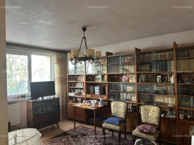 Apartament 4 camere Straja