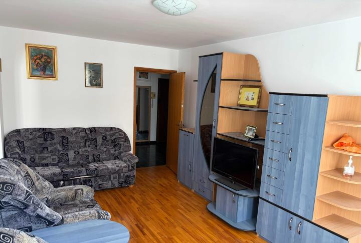 Apartament -4 camere - decomandat - Dristor 