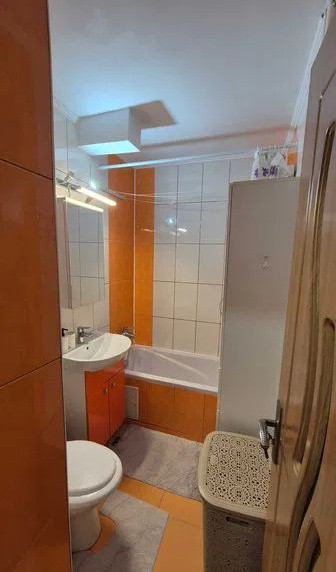 Apartament 2 camere renovat Piata Resita