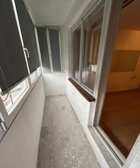 Apartament - 2 camere - decomandat - Titan 