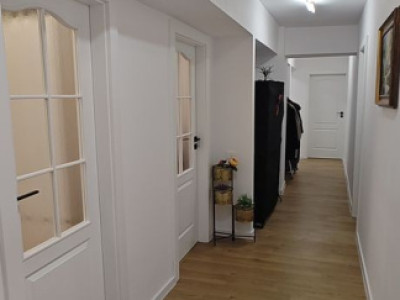 Apartament 4 camere-decomandat-renovat-zona Lujerului