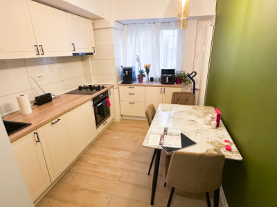 Apartament 4 camere-decomandat-renovat-zona Lujerului