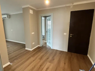 Apartament 4 camere  complet renovat – piata Rahova 