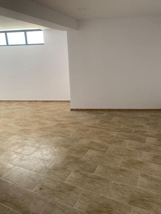 Spatiu Comercial/Birou - Demisol 122 mp zona Petre Ispirescu