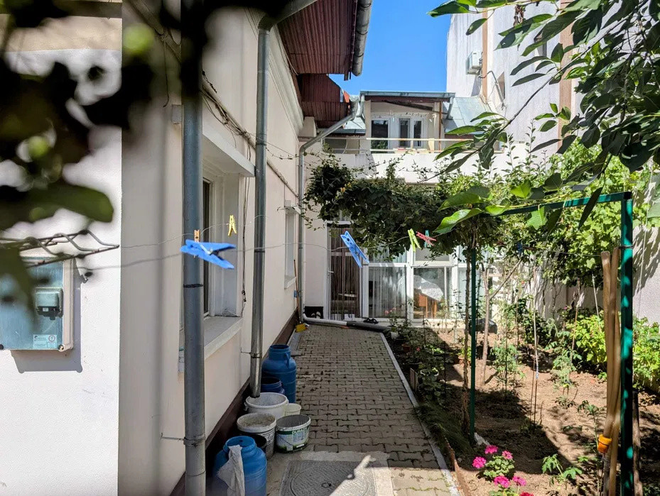 Casa Individuala - Zona C-tin Brancoveanu / Spitalul Marie Curie