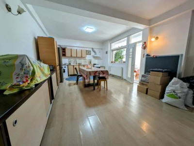 Casa Individuala - Zona C-tin Brancoveanu / Spitalul Marie Curie