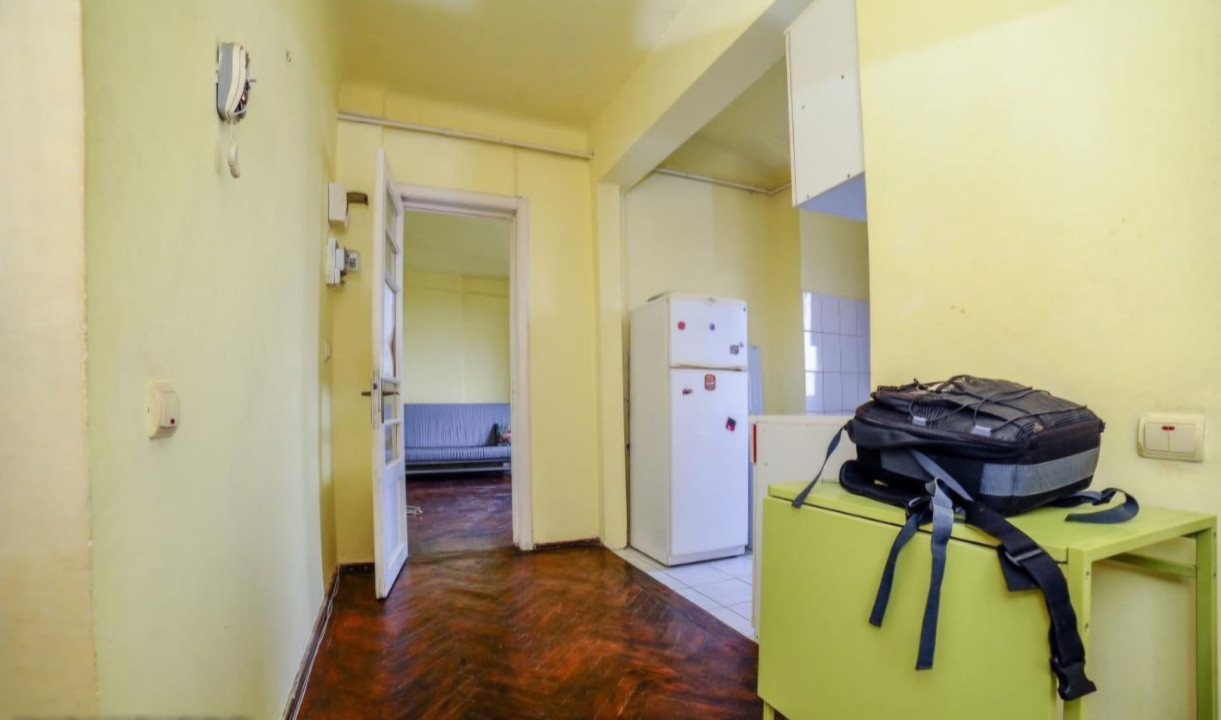 Garsoniera de vanzare-zona Cantemir