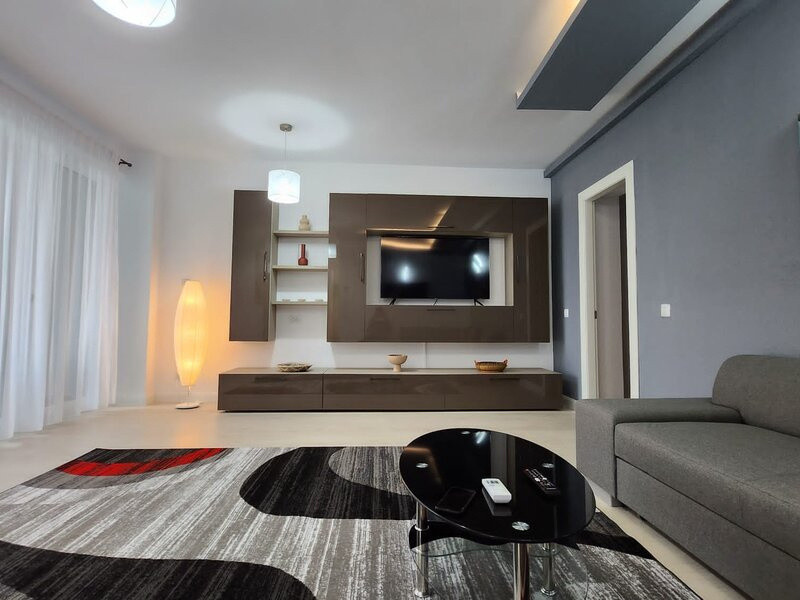 Apartament 3 camere+ parcare subterana-zona Floreasca / Barba Vacarescu