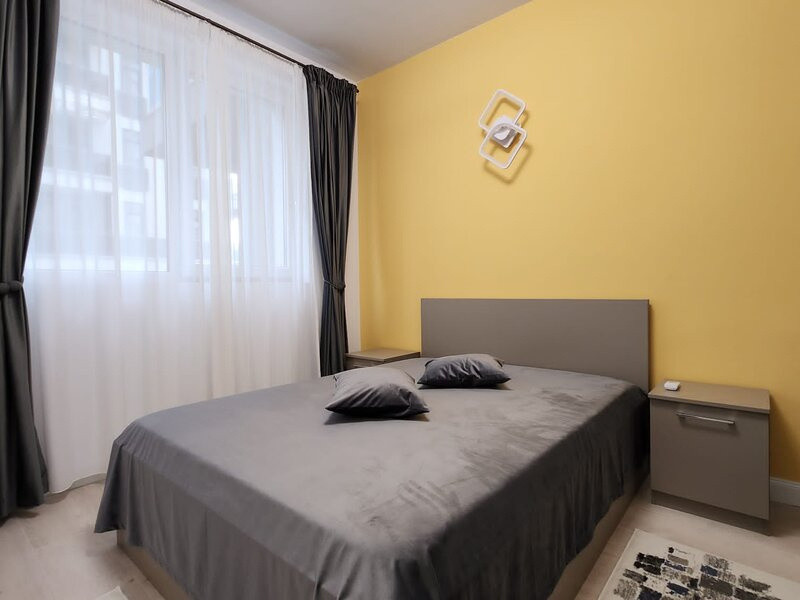 Apartament 3 camere+ parcare subterana-zona Floreasca / Barba Vacarescu