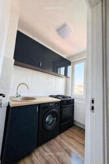 Garsoniera - Eroii Revolutiei 