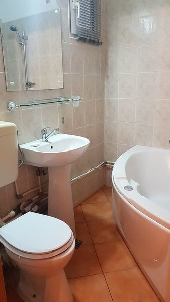 Apartament-2-camere-DECOMANDAT-VIGONIEI
