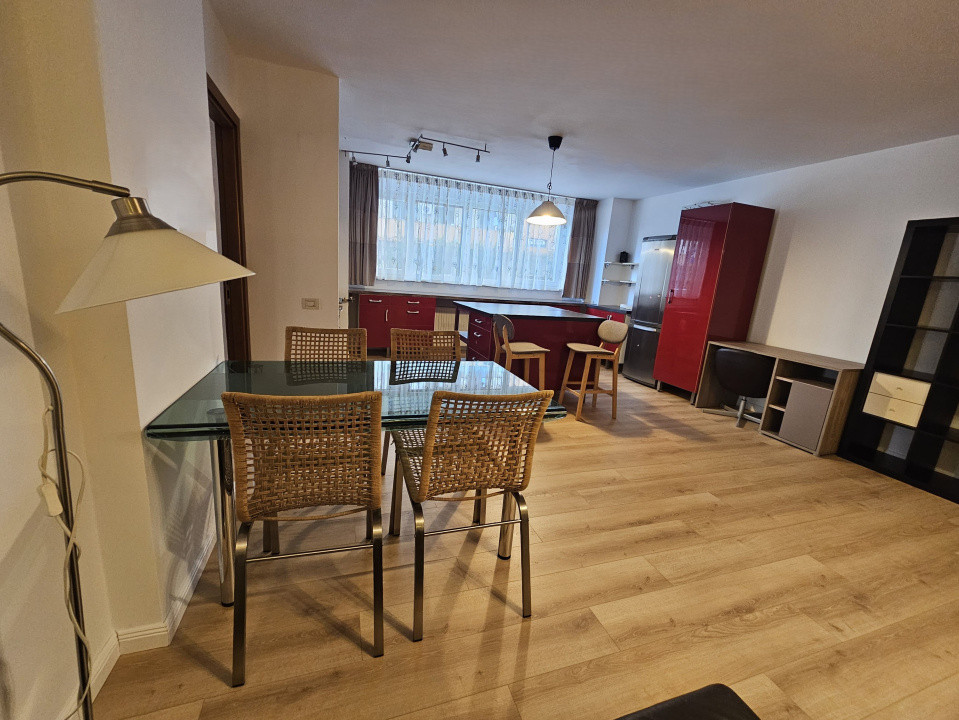 Apartament de inchiriat-3 camere-parcare-boxa-Orhideea Gardens
