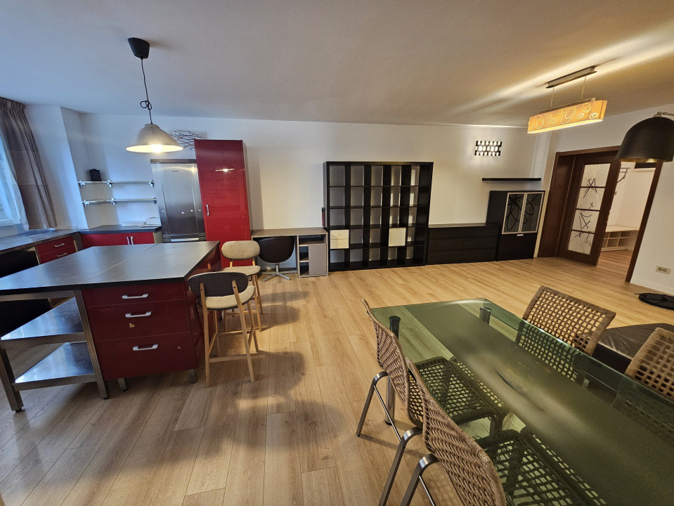 Apartament de inchiriat-3 camere-parcare-boxa-Orhideea Gardens