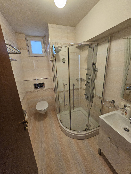 Apartament de inchiriat-3 camere-parcare-boxa-Orhideea Gardens