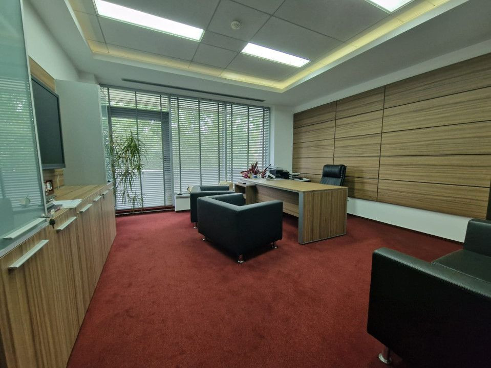 Spatiu Comercial/Firma birouri + depozit -P+2 - 1532 mp util - 7 minute metrou