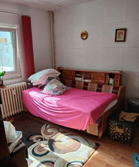 Apartament 4 camere  decomandat – Rahova - Sebastian