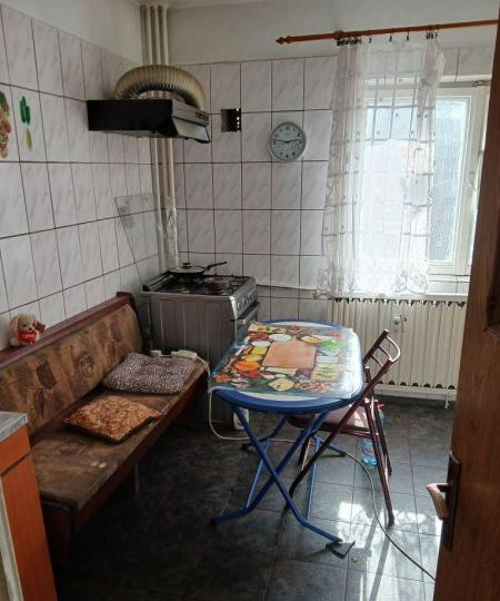 Apartament 4 camere  decomandat – Rahova - Sebastian