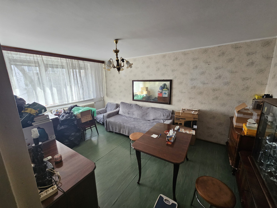 Apartament 3 camere-decomandat-zona Parc Drumul Taberei