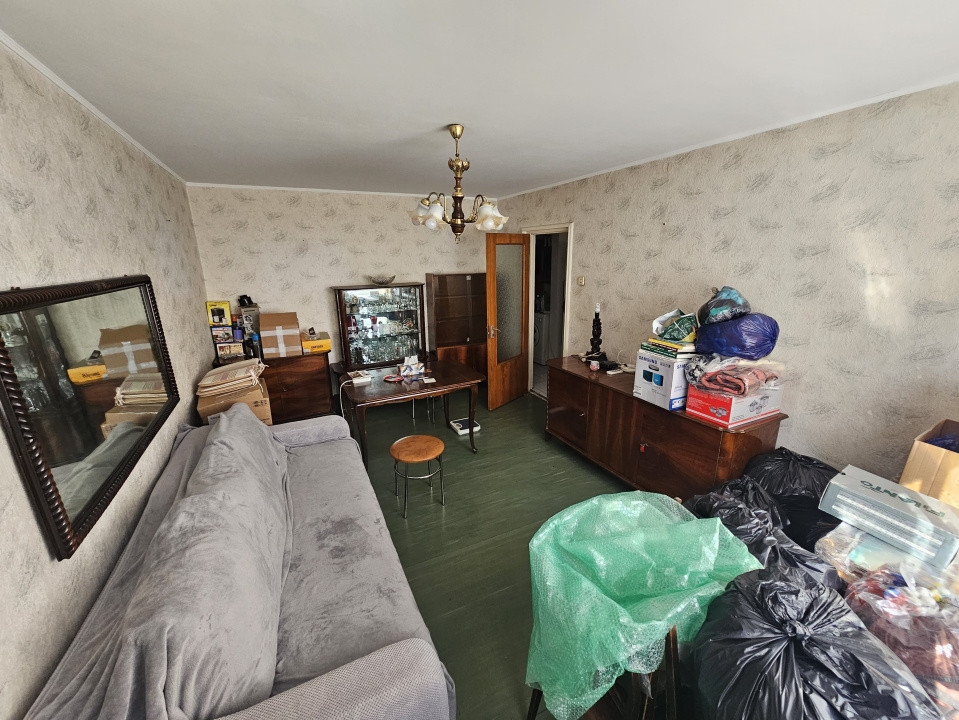 Apartament 3 camere-decomandat-zona Parc Drumul Taberei