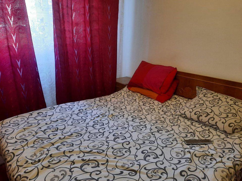 APARTAMENT 4 CAMERE-INTERSECTIE SEBASTIAN-CALEA RAHOVEI