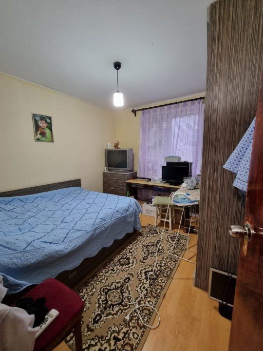 Apartament 4 Camere, Zona Aparatorii Patriei