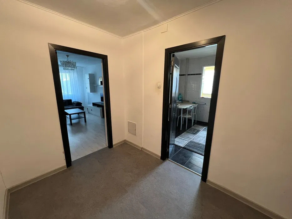 Apartament 3 camere 68 mp Piata Sudului