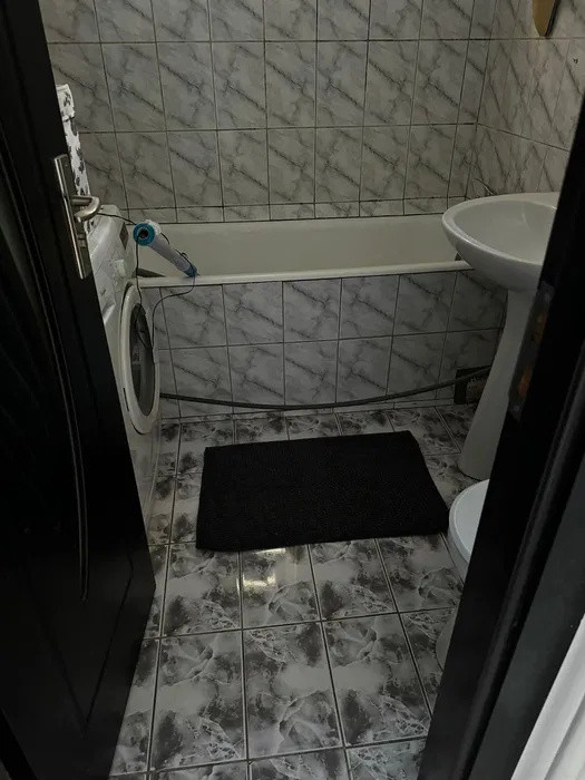 Apartament 3 camere 68 mp Piata Sudului