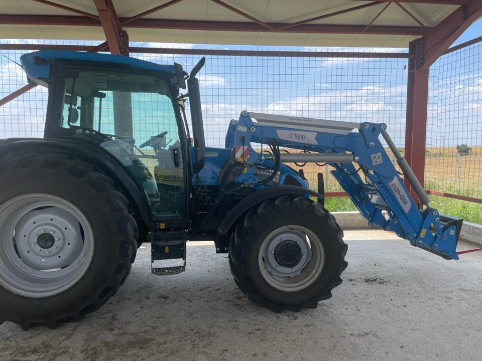 Fermă modernă  de vânzare – județul Argeș 