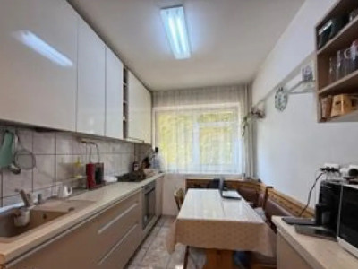 Apartament 2 camere 54 mp Piata Straduintei