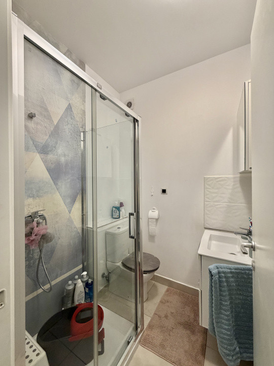 Apartament - 3 camere - decomandat - Dristor / Fizicienilor 