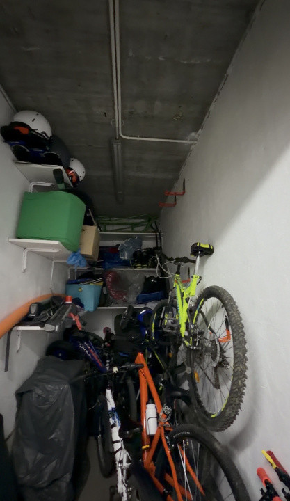 Apartament - 3 camere - decomandat - Dristor / Fizicienilor 