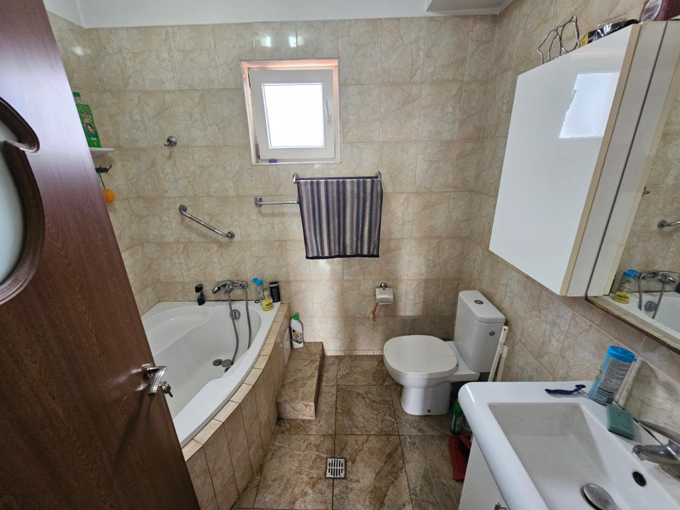 Casă duplex 4 camere-Chiajna-curte proprie-terasă-parcare