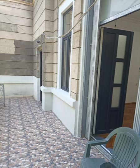 Apartament 4 camere  semidecomandat - Cismigiu
