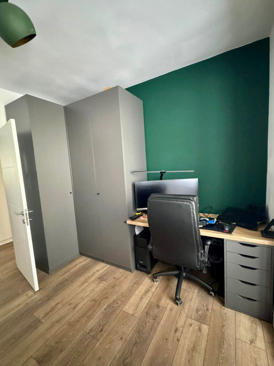 Apartament 4 camere de vânzare-Sector 6-zona Gorjului