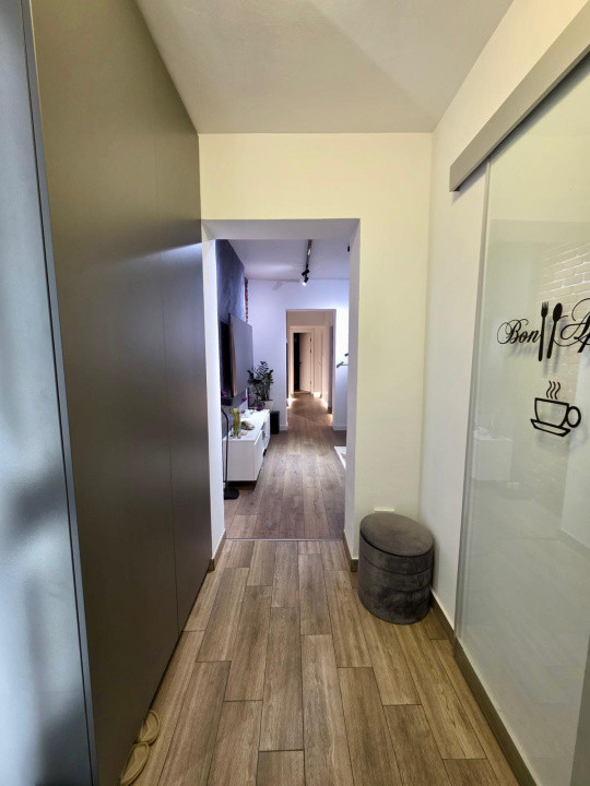 Apartament 4 camere de vânzare-Sector 6-zona Gorjului