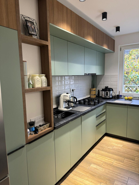 Apartament 4 camere de vânzare-Sector 6-zona Gorjului