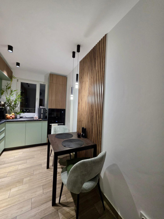 Apartament 4 camere de vânzare-Sector 6-zona Gorjului