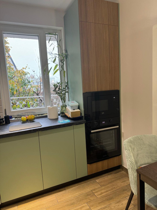 Apartament 4 camere de vânzare-Sector 6-zona Gorjului