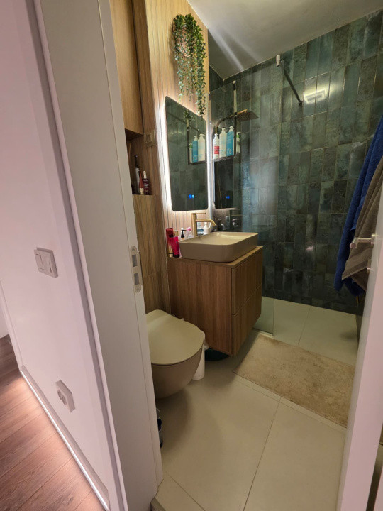 Apartament 4 camere de vânzare-Sector 6-zona Gorjului