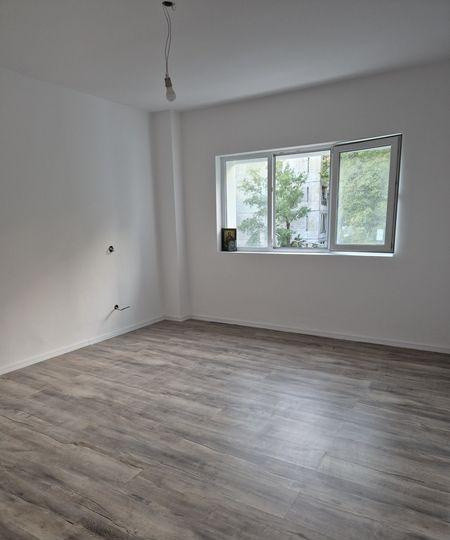 Apartament 2 camere decomandat zona Sebastian