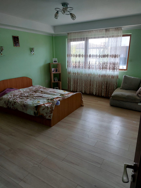 Casa individuala de vanzare-Fundeni