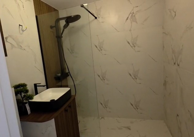 Apartament-de vanzare- 3 camere-decomandat-renovat-zona Rahova