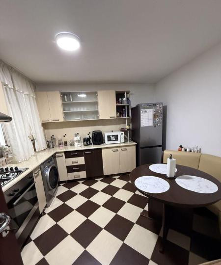 Apartament 3 camere zona Sebastian