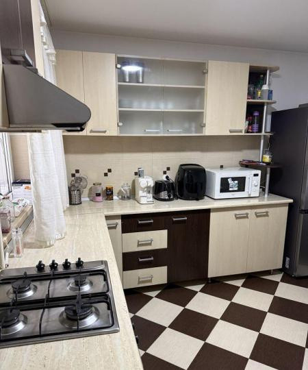 Apartament 3 camere zona Sebastian