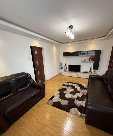 Apartament 3 camere zona Sebastian