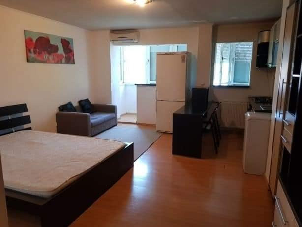 Garsoniera Muncii Metrou Bloc Mixt