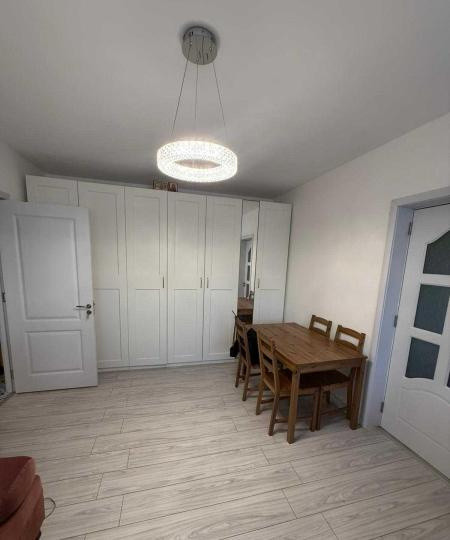 Apartament 4 camere  semidecomandat – Ghencea