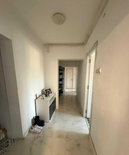 Apartament 4 camere  semidecomandat – Ghencea